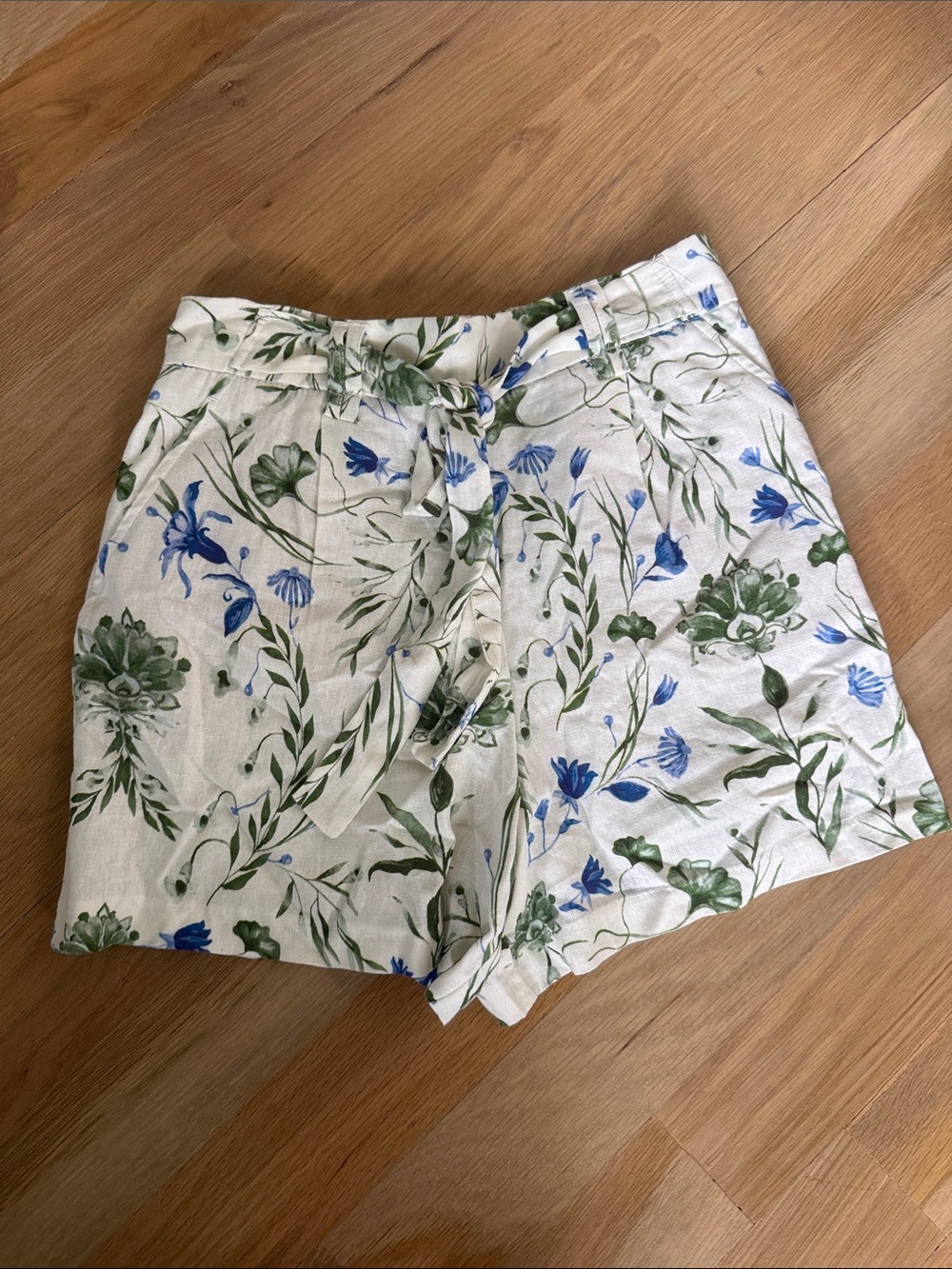 C&C California Floral Linen Shorts